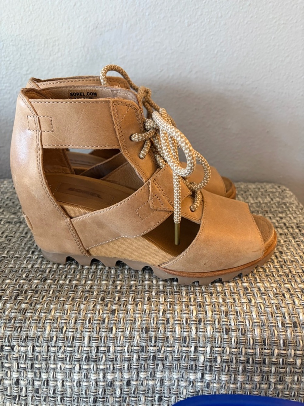 Sorel Joanie Sandals open toe wedges in tan - Picture 6 of 7